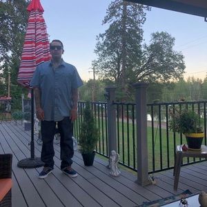 Meet your Posher, Jonathan